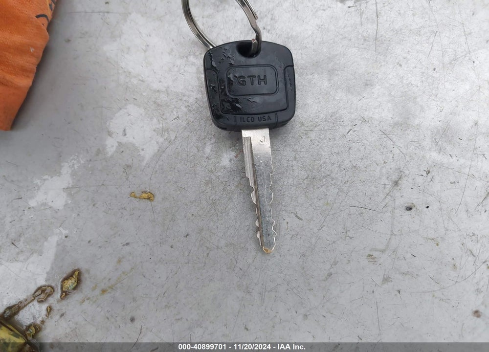 2008 MAZDA 3 I VIN: JM1BK32F081858256