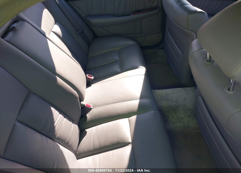 1994 LEXUS LS 400 VIN: JT8UF11E2R0192890