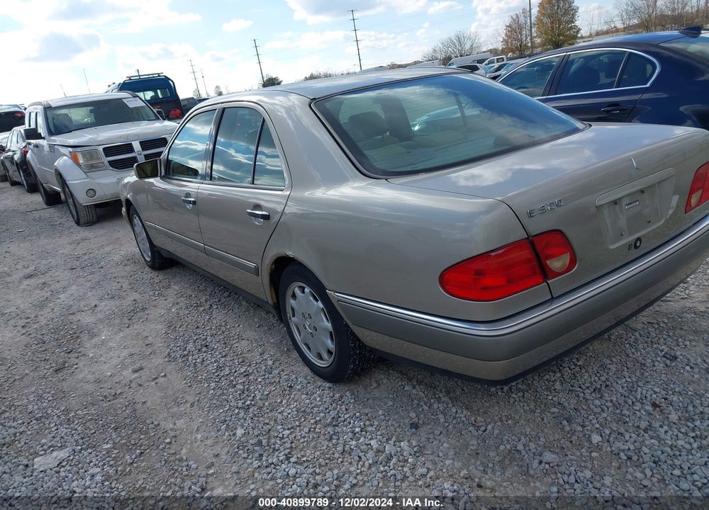 1997 MERCEDES-BENZ E 320 VIN: WDBJF55F1VA389650