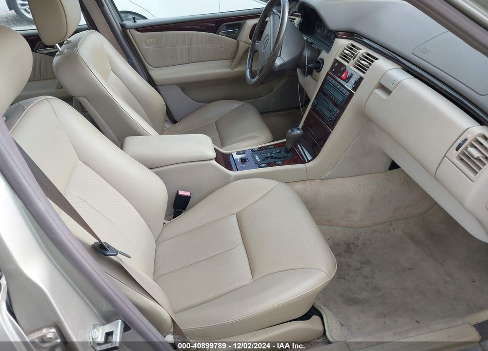 1997 MERCEDES-BENZ E 320 VIN: WDBJF55F1VA389650