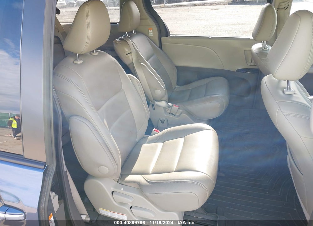 2015 TOYOTA SIENNA XLE LIMITED VIN: 5TDYK3DC1FS551045