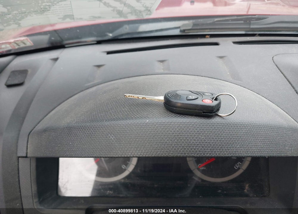 2009 FORD ESCAPE LIMITED VIN: 1FMCU04G69KA22087