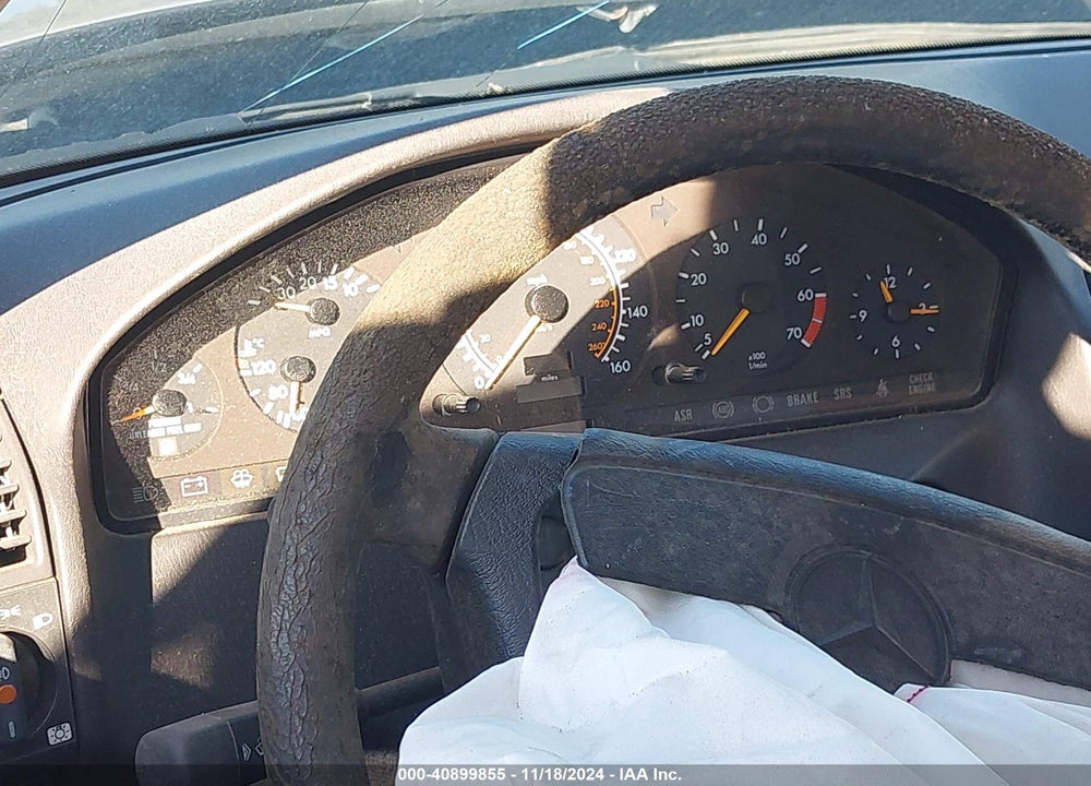 1995 MERCEDES-BENZ SL 500 VIN: WDBFA67E1SF118729