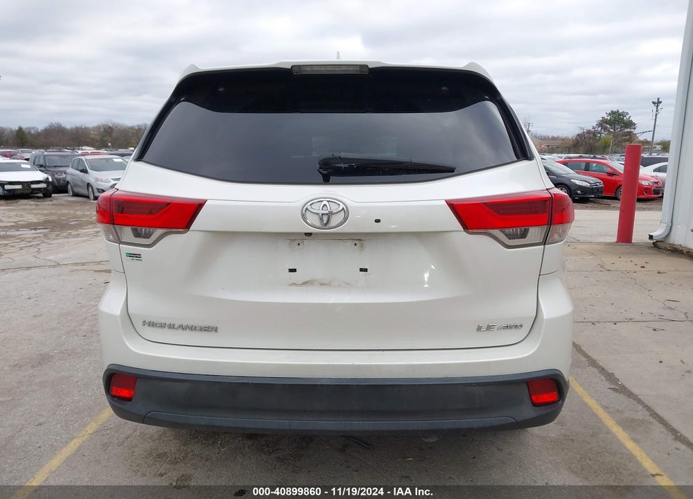 2019 TOYOTA HIGHLANDER LE PLUS VIN: 5TDBZRFH9KS932424