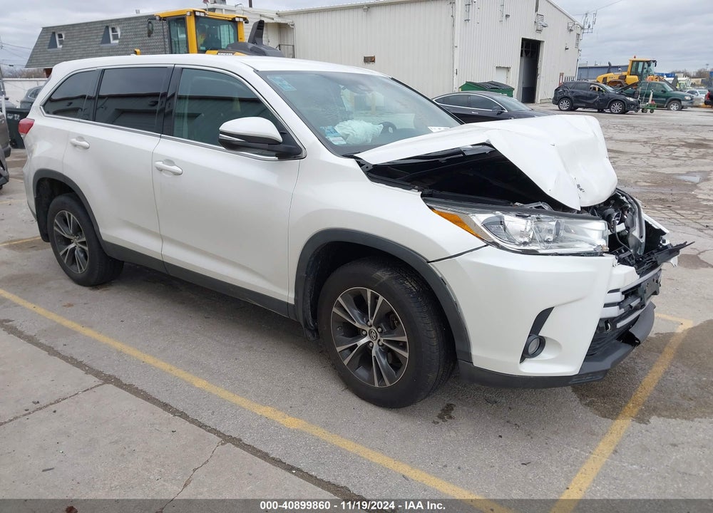2019 TOYOTA HIGHLANDER LE PLUS VIN: 5TDBZRFH9KS932424
