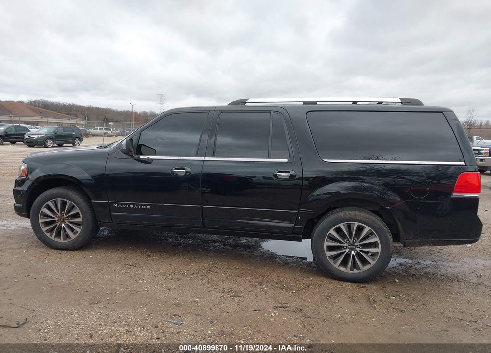 2017 LINCOLN NAVIGATOR L SELECT VIN: 5LMJJ3JT2HEL04997