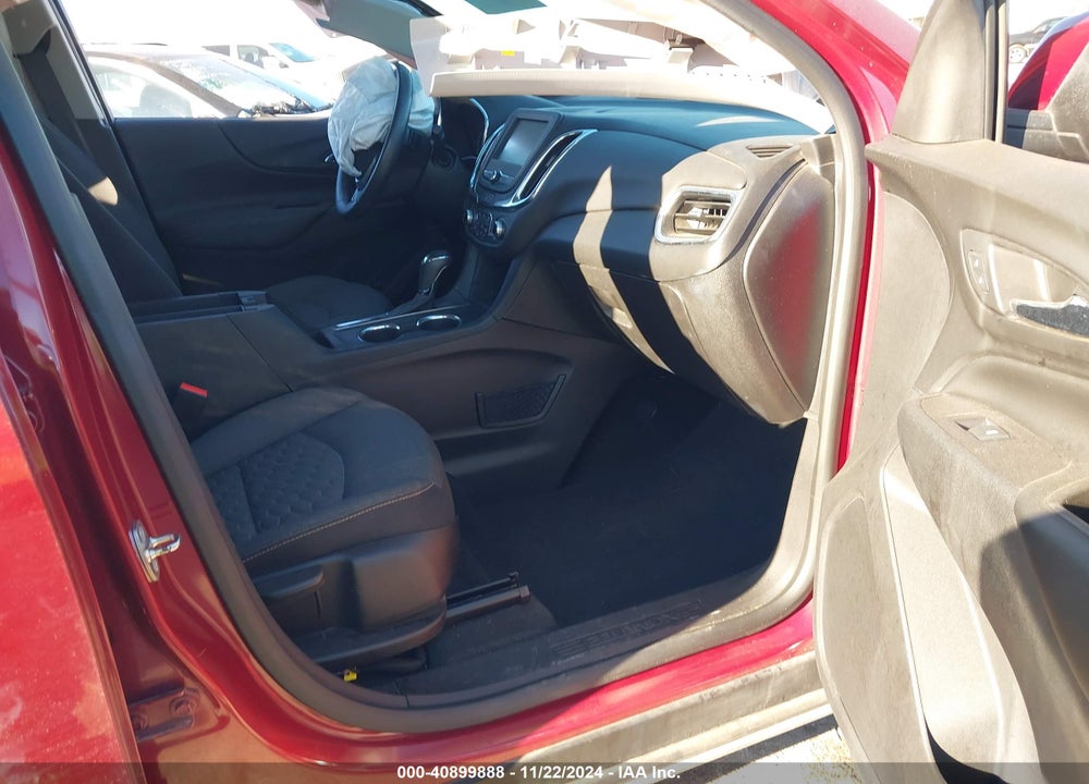 2018 CHEVROLET EQUINOX LT VIN: 2GNAXTEX5J6266086
