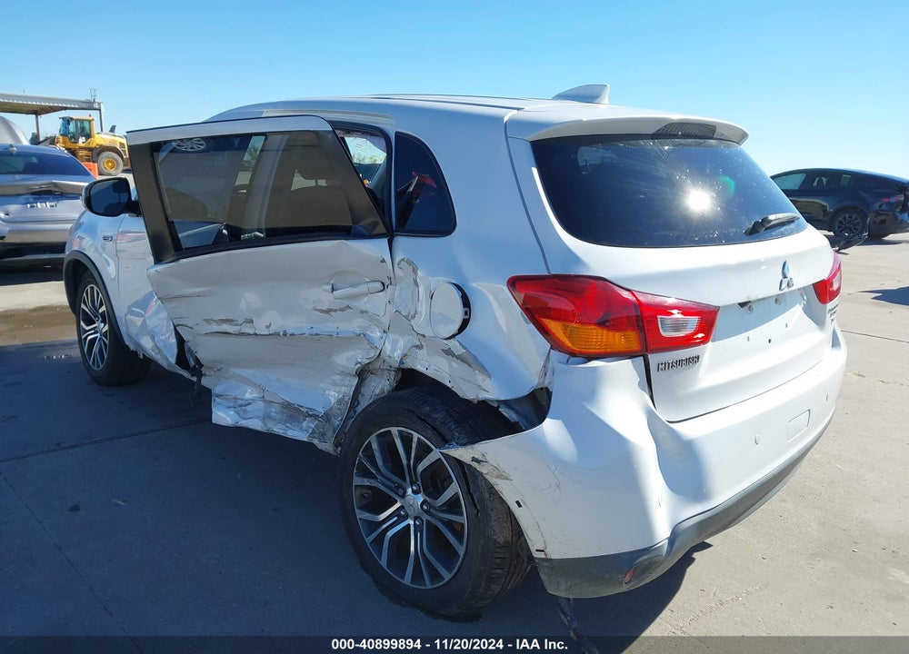 2017 MITSUBISHI OUTLANDER SPORT 2.4 SE VIN: JA4AP3AW6HZ031646