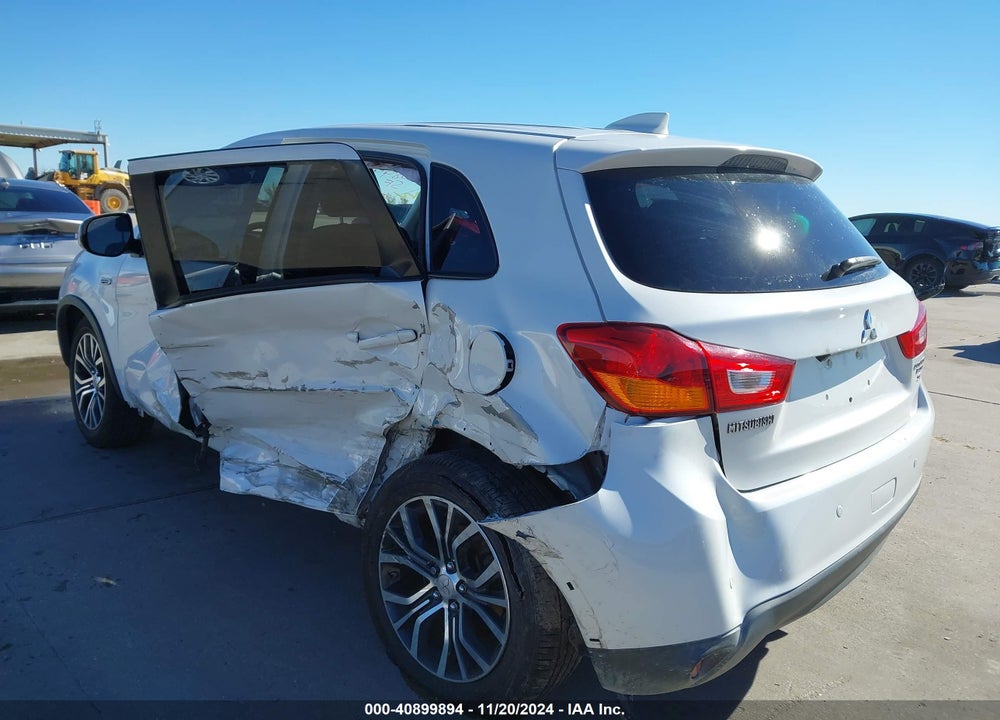 2017 MITSUBISHI OUTLANDER SPORT 2.4 SE VIN: JA4AP3AW6HZ031646