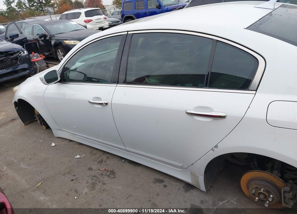 2012 HYUNDAI GENESIS 3.8 VIN: KMHGC4DD6CU168454