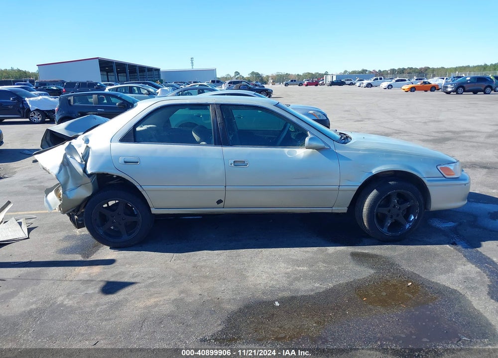 2001 TOYOTA CAMRY CE VIN: 4T1BG22K51U862540