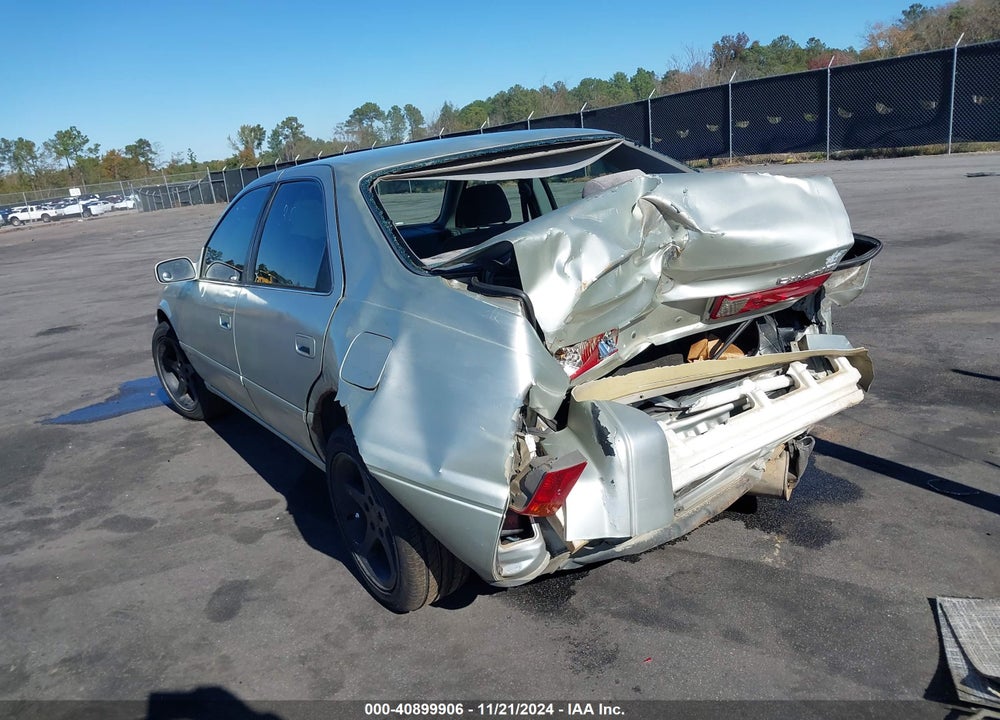 2001 TOYOTA CAMRY CE VIN: 4T1BG22K51U862540