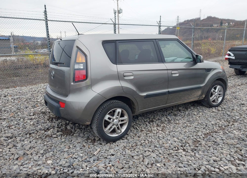 2010 KIA SOUL VIN: KNDJT2A29A7087171