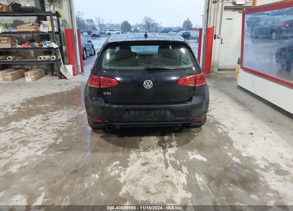 2015 VOLKSWAGEN GOLF GTI 2.0T S 4-DOOR VIN: 3VW5T7AU2FM076765