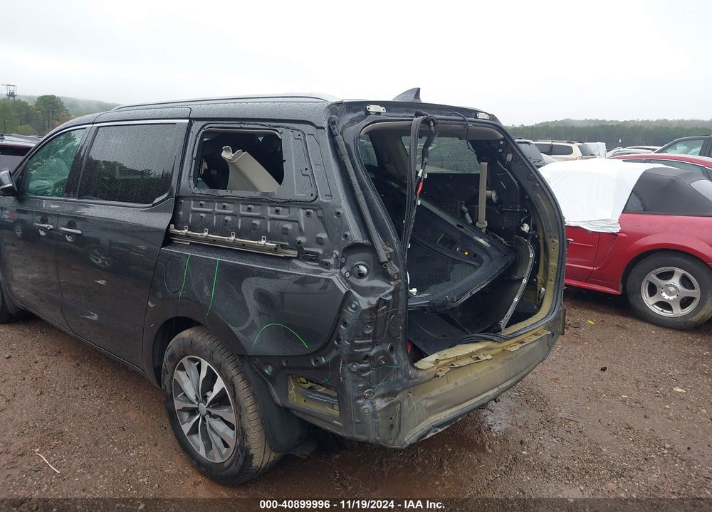 2018 KIA SEDONA SX VIN: KNDMC5C12J6366678