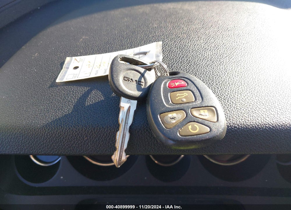 2010 GMC ACADIA SLT-1 VIN: 1GKLVMED9AJ257093