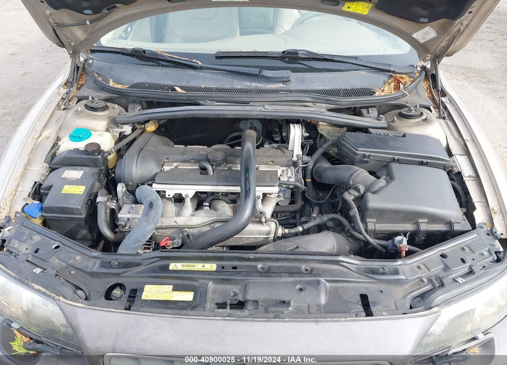 2004 VOLVO XC70 2.5T VIN: YV1SZ59H641135689