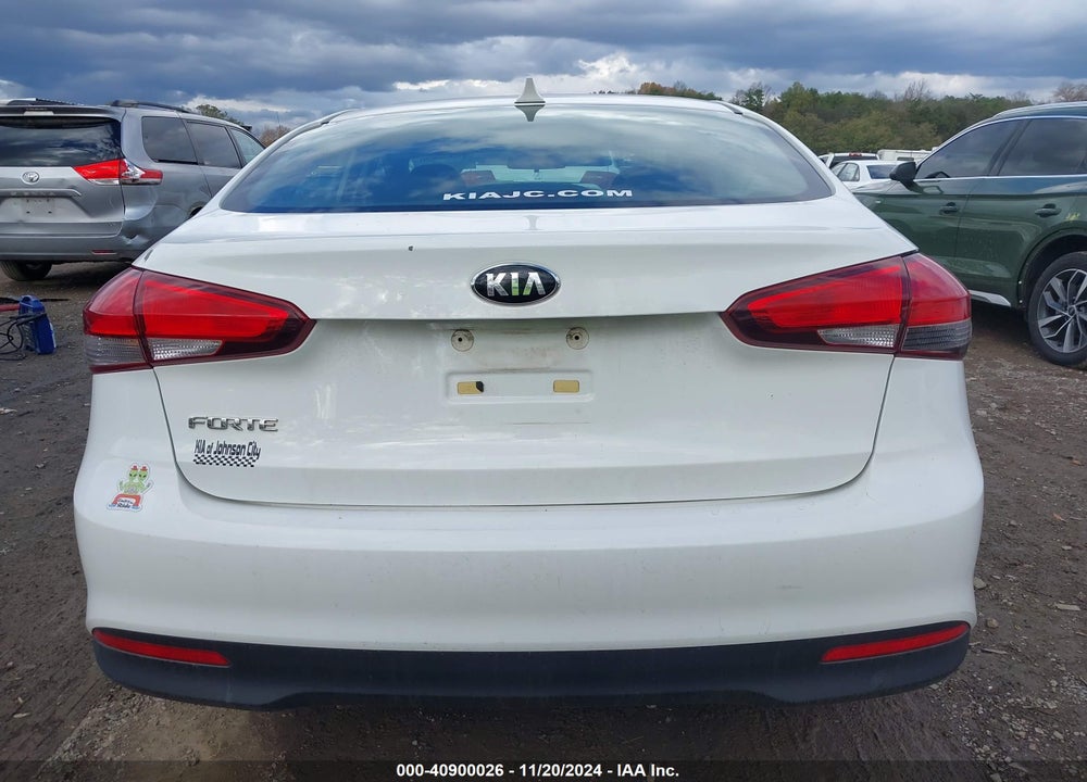 2017 KIA FORTE LX VIN: 3KPFK4A76HE115230