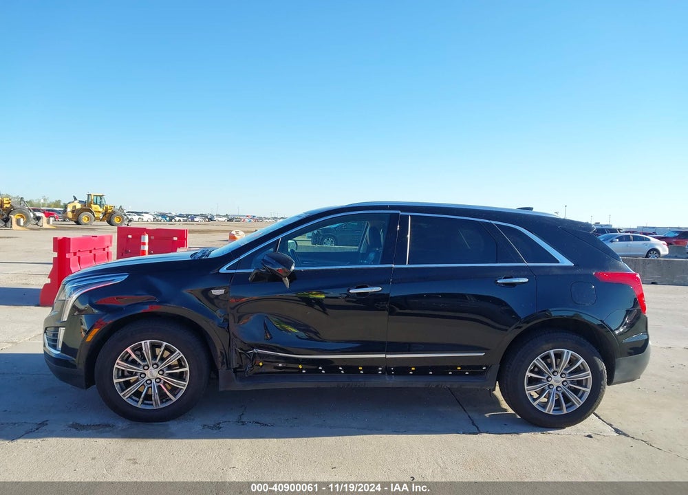 2017 CADILLAC XT5 LUXURY VIN: 1GYKNBRSXHZ214019