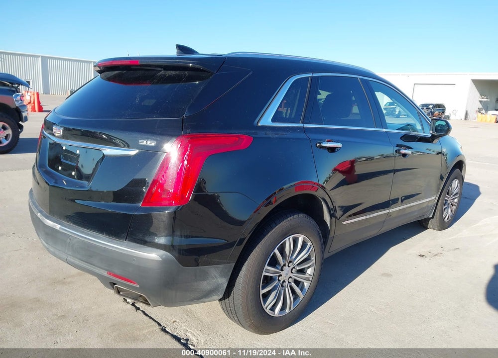 2017 CADILLAC XT5 LUXURY VIN: 1GYKNBRSXHZ214019