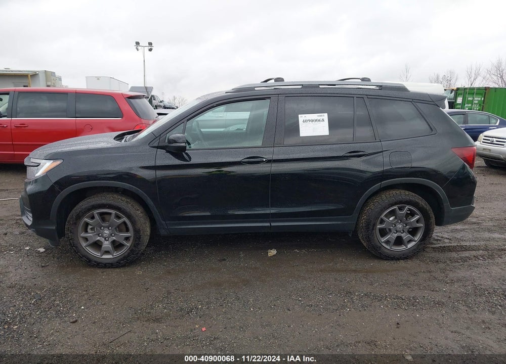 2024 HONDA PASSPORT AWD TRAILSPORT VIN: 5FNYF8H6XRB007934