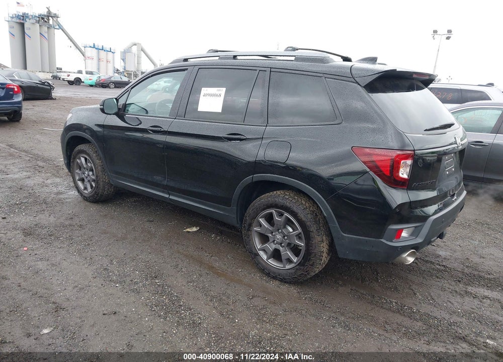 2024 HONDA PASSPORT AWD TRAILSPORT VIN: 5FNYF8H6XRB007934