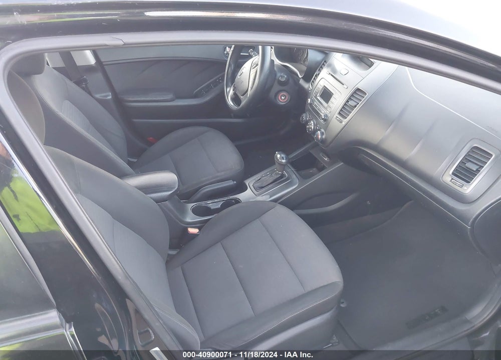 2015 KIA FORTE LX VIN: KNAFX4A67F5321297