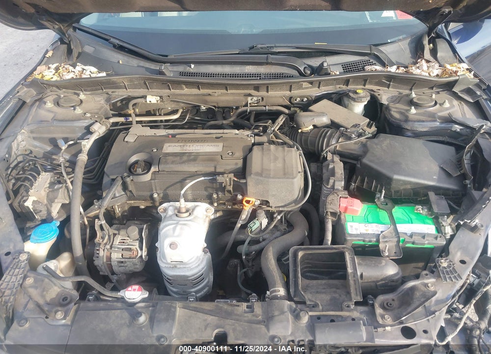 2015 HONDA ACCORD LX VIN: 1HGCR2F39FA211086