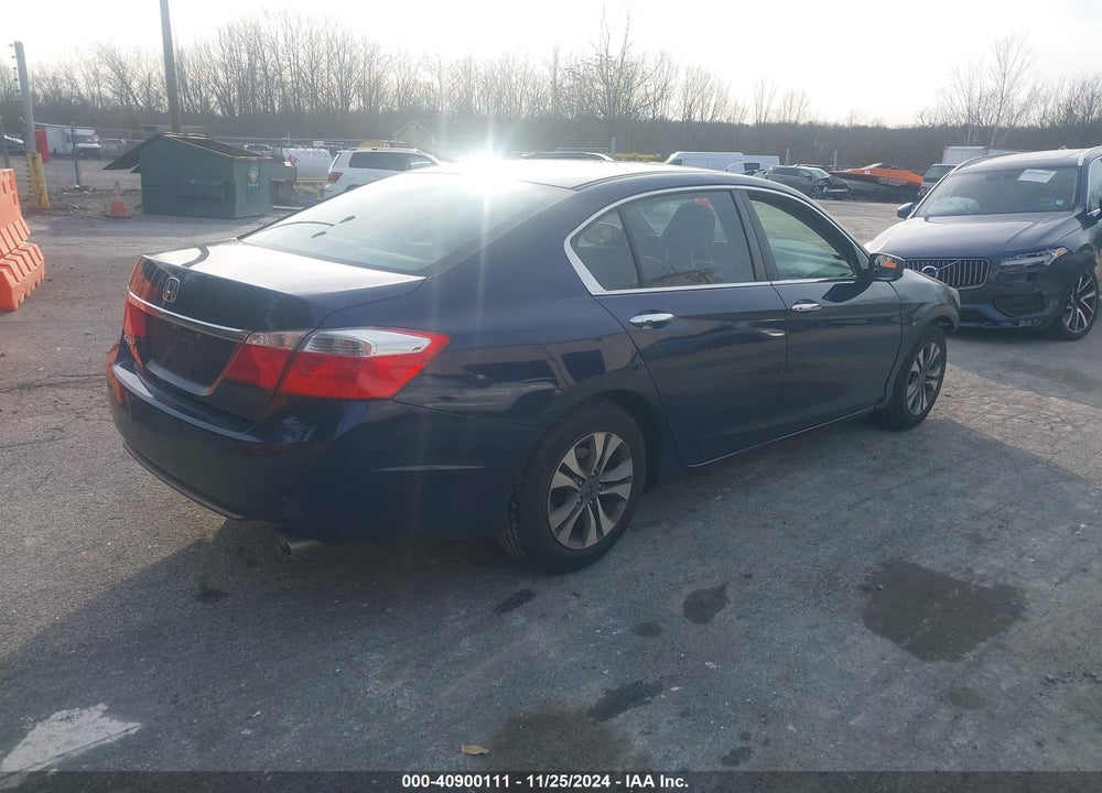 2015 HONDA ACCORD LX VIN: 1HGCR2F39FA211086