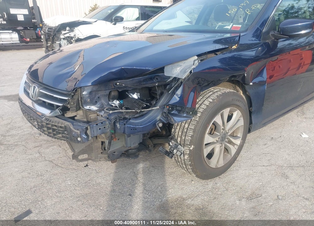 2015 HONDA ACCORD LX VIN: 1HGCR2F39FA211086