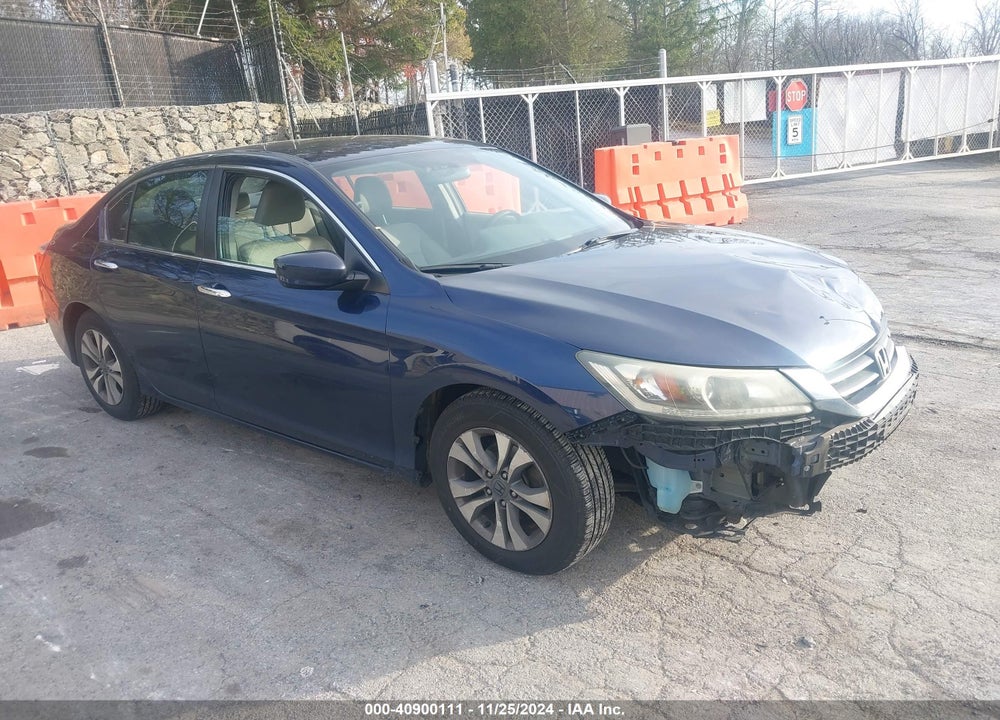2015 HONDA ACCORD LX VIN: 1HGCR2F39FA211086