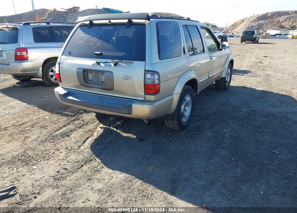 1999 INFINITI QX4 VIN: JNRAR07Y3XW062246