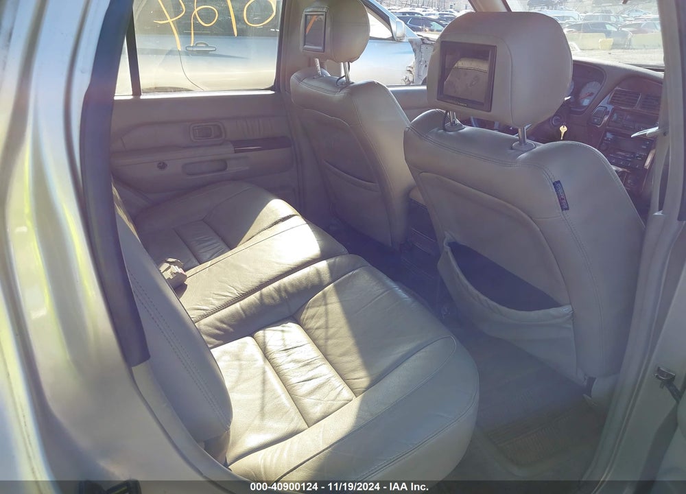 1999 INFINITI QX4 VIN: JNRAR07Y3XW062246