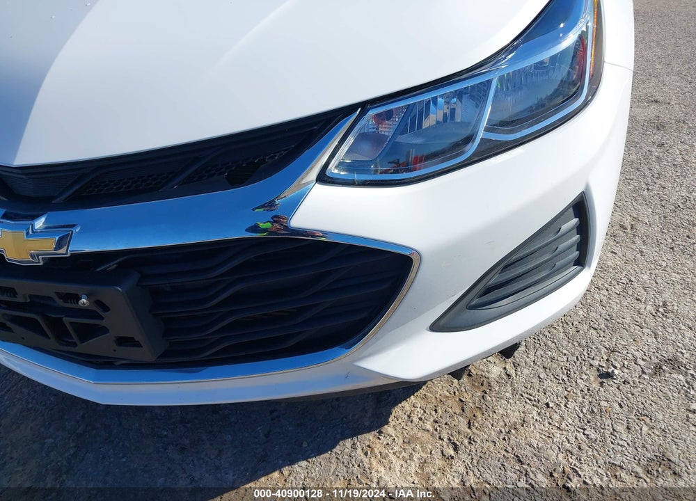 2019 CHEVROLET CRUZE LS VIN: 1G1BC5SM8K7113954