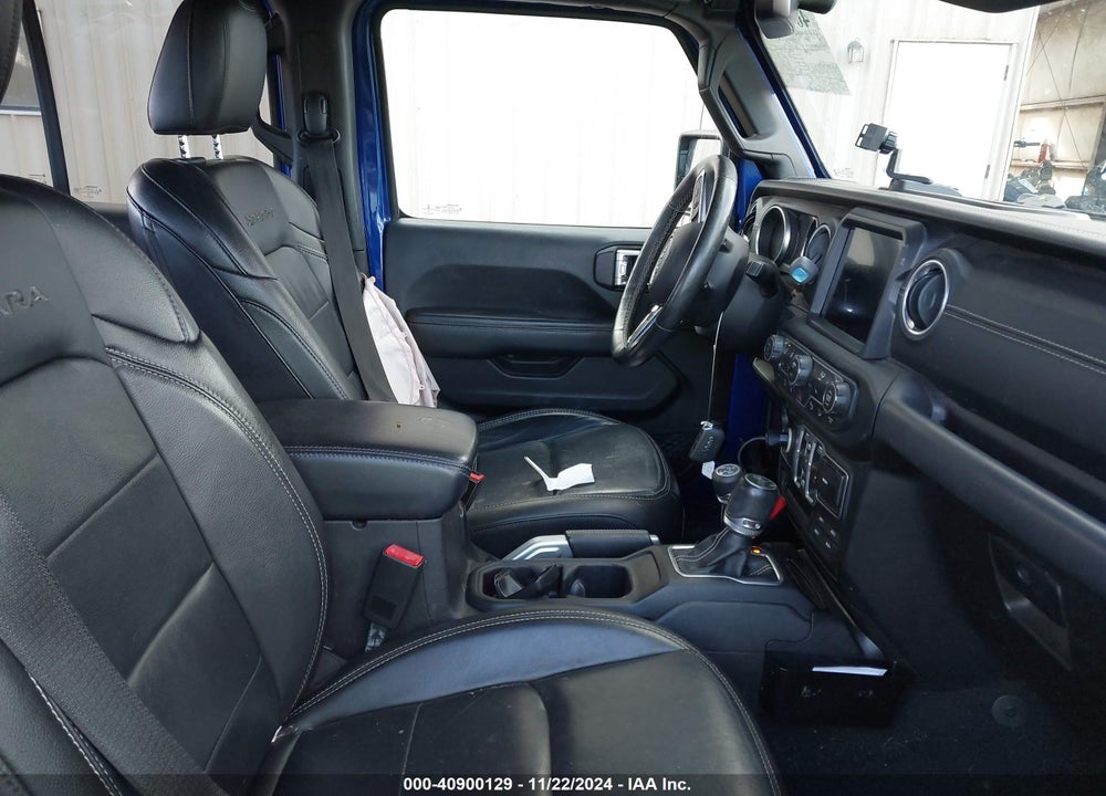 2018 JEEP WRANGLER UNLIMITED SAHARA 4X4 VIN: 1C4HJXEG3JW253245