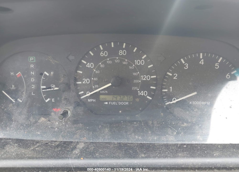 2000 TOYOTA CAMRY LE VIN: 4T1BG22K0YU658111