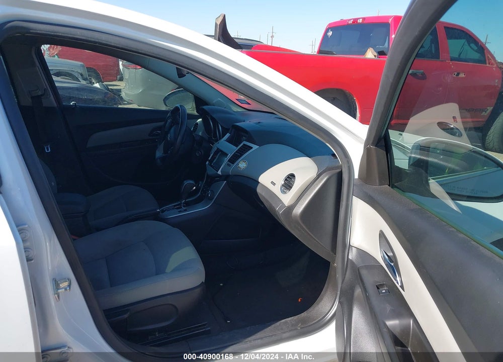 2014 CHEVROLET CRUZE 1LT AUTO VIN: 1G1PC5SB5E7245157