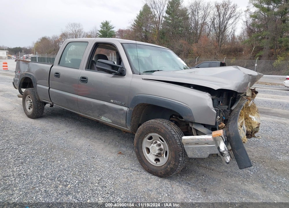 2006 CHEVROLET SILVERADO 2500HD WORK TRUCK VIN: 1GCHK23U36F261118