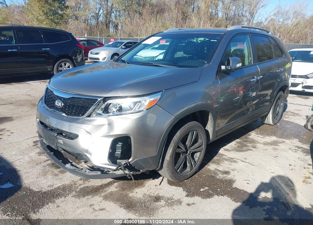 2015 KIA SORENTO LX VIN: 5XYKT3A67FG660253