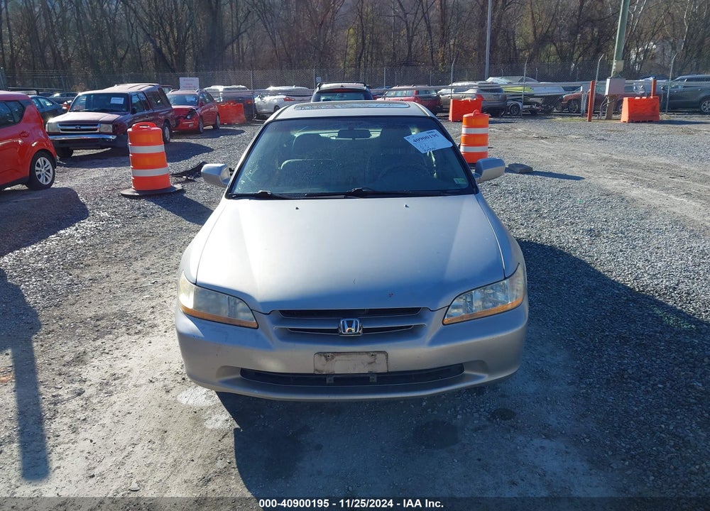 1999 HONDA ACCORD EX V6 VIN: 1HGCG1655XA015049