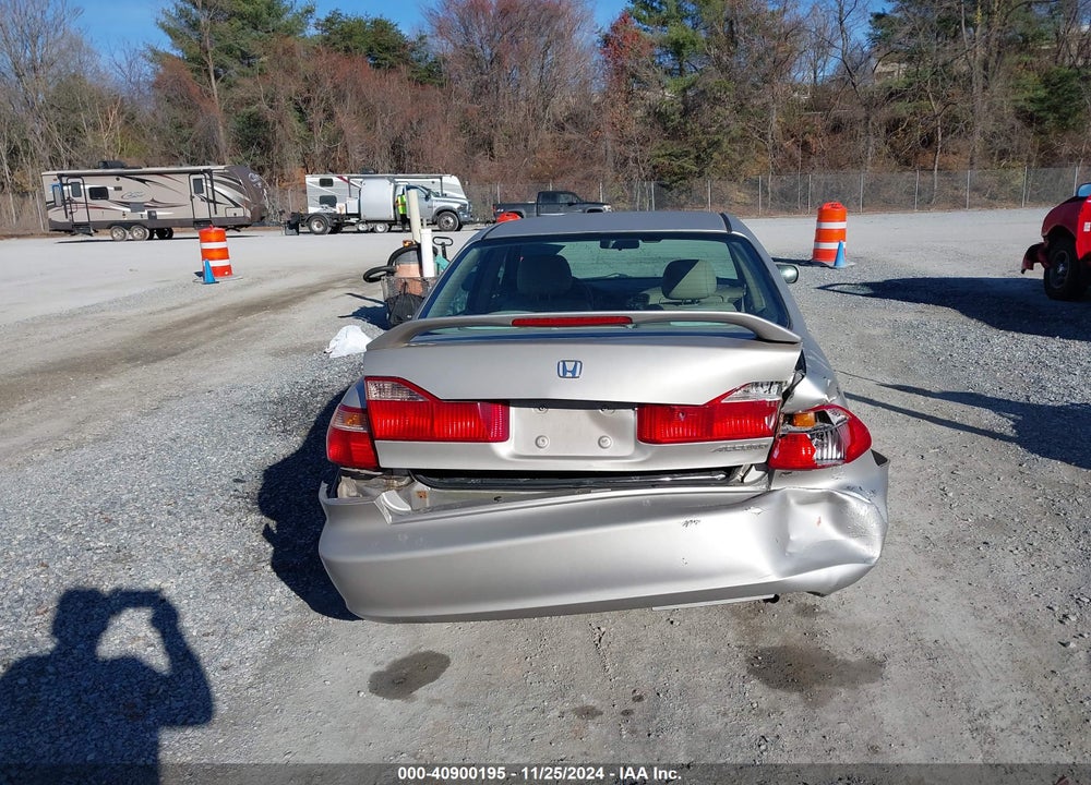 1999 HONDA ACCORD EX V6 VIN: 1HGCG1655XA015049