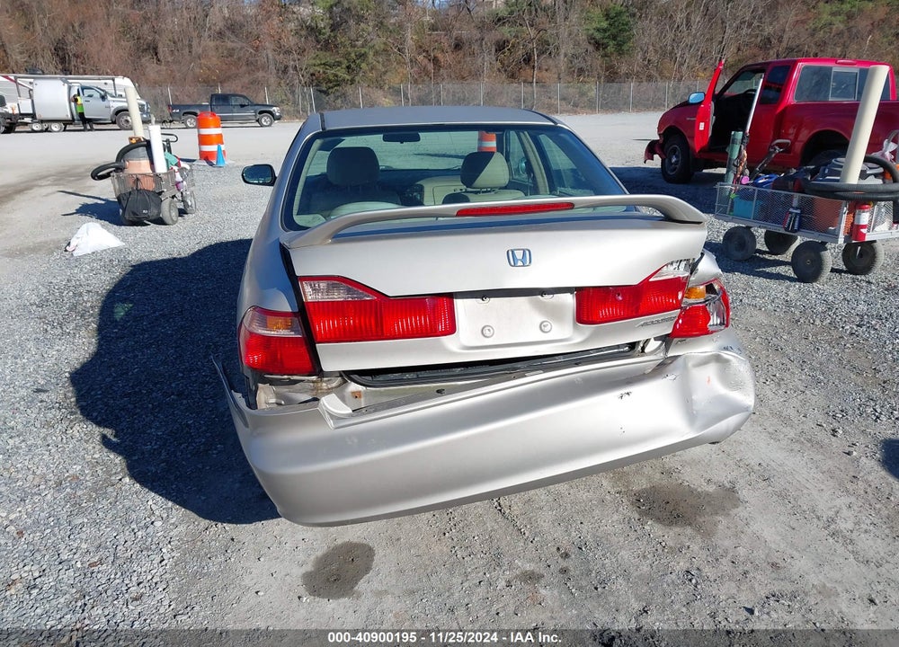 1999 HONDA ACCORD EX V6 VIN: 1HGCG1655XA015049