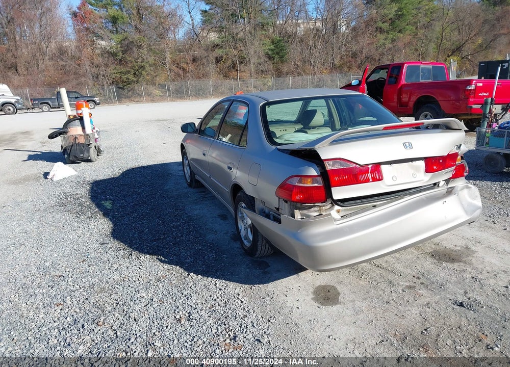 1999 HONDA ACCORD EX V6 VIN: 1HGCG1655XA015049