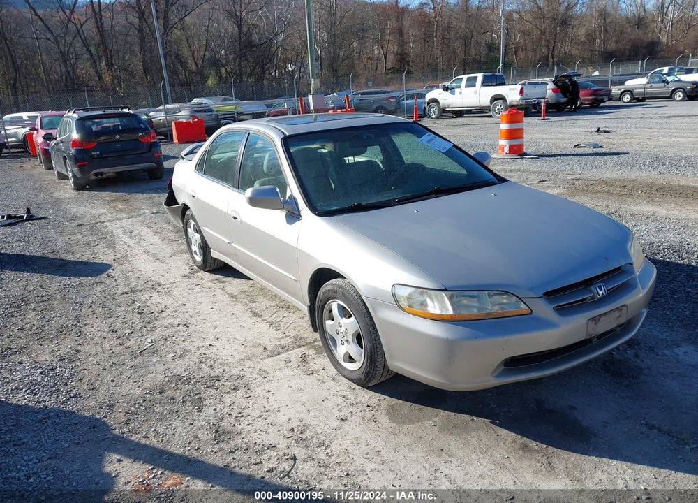 1999 HONDA ACCORD EX V6 VIN: 1HGCG1655XA015049