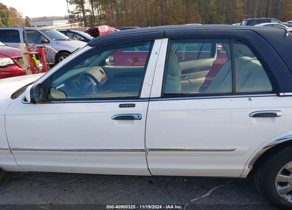 2008 MERCURY GRAND MARQUIS GS VIN: 2MEFM74V68X633823