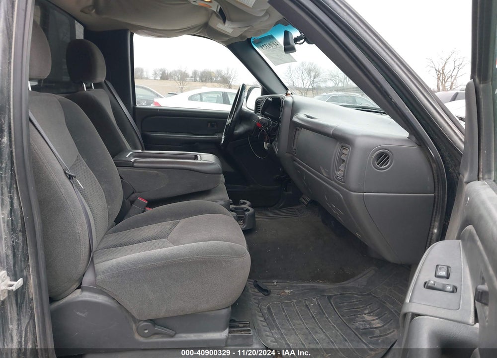 2005 CHEVROLET SILVERADO 1500 Z71 VIN: 1GCEK14T75Z152113
