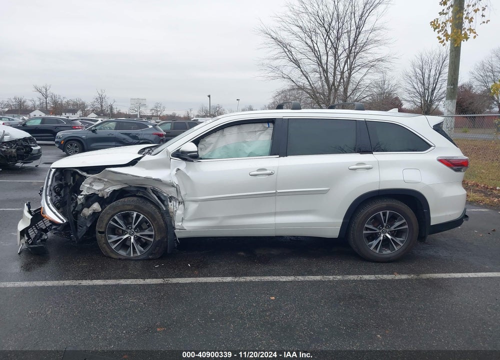 2016 TOYOTA HIGHLANDER XLE V6 VIN: 5TDJKRFH1GS319981