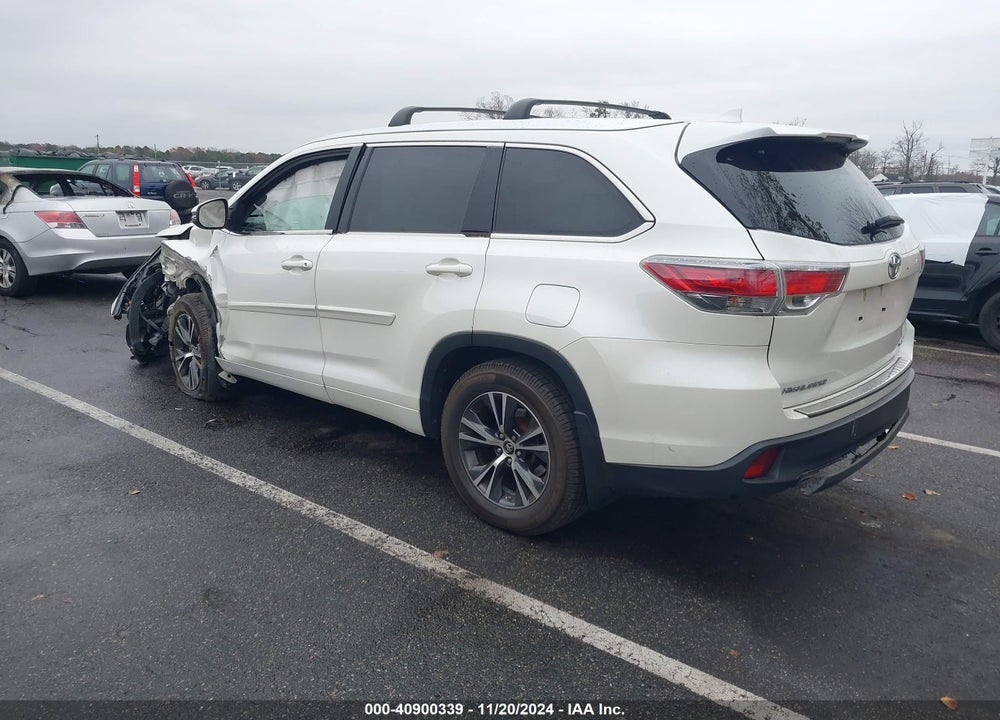 2016 TOYOTA HIGHLANDER XLE V6 VIN: 5TDJKRFH1GS319981
