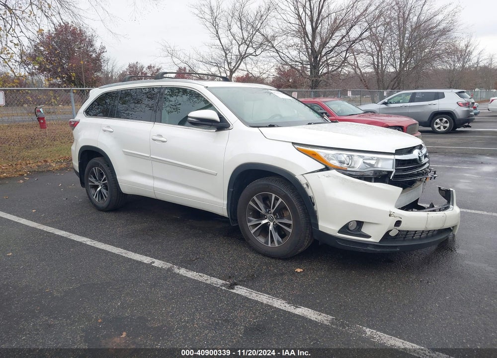 2016 TOYOTA HIGHLANDER XLE V6 VIN: 5TDJKRFH1GS319981