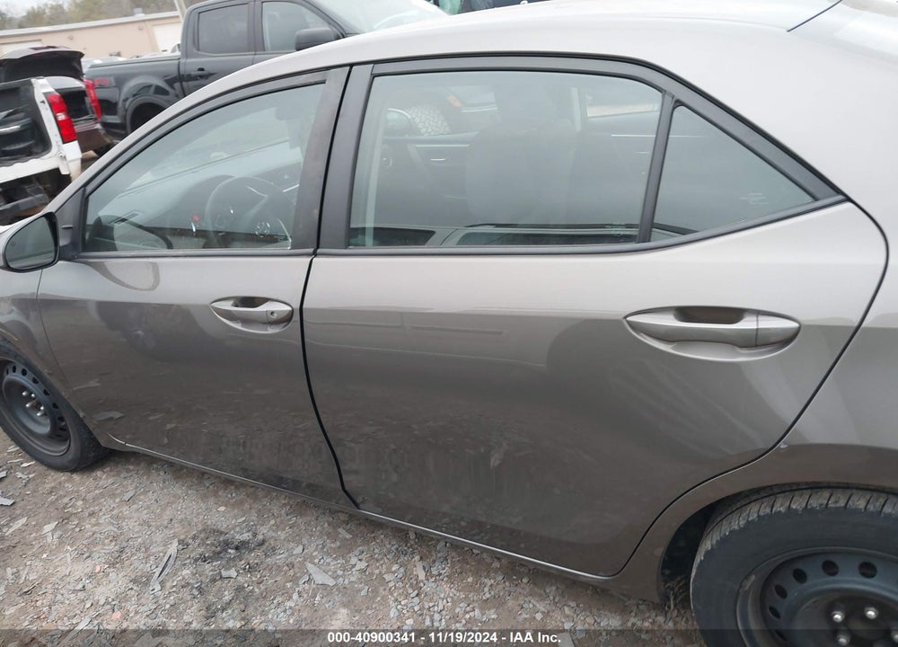 2019 TOYOTA COROLLA LE VIN: 2T1BURHE4KC215066